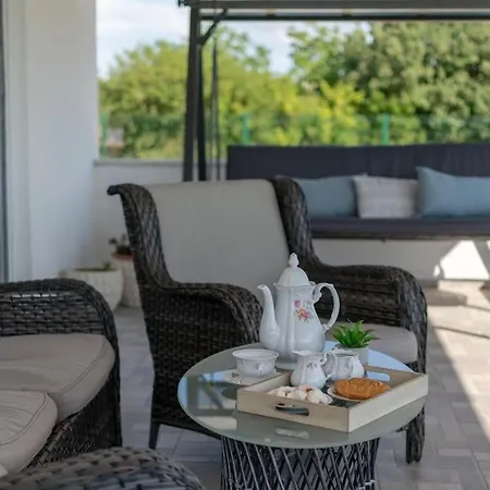 Villa Kuca Za Odmor M&j Benkovac