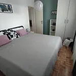 Kuca Za Odmor M&j S Grijanim Bazenom فيلة
