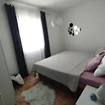 فيلة Kuca Za Odmor M&j S Grijanim Bazenom *