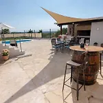 فيلة Kuca Za Odmor M&j S Grijanim Bazenom بنكوفاتش