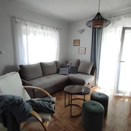 Kuca Za Odmor M&j Вилла Бенковац